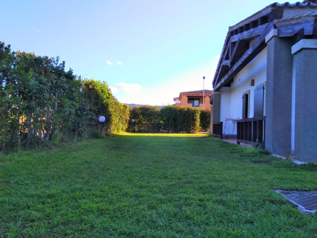 Villa Raffaello Porto San Paolo  Extérieur photo
