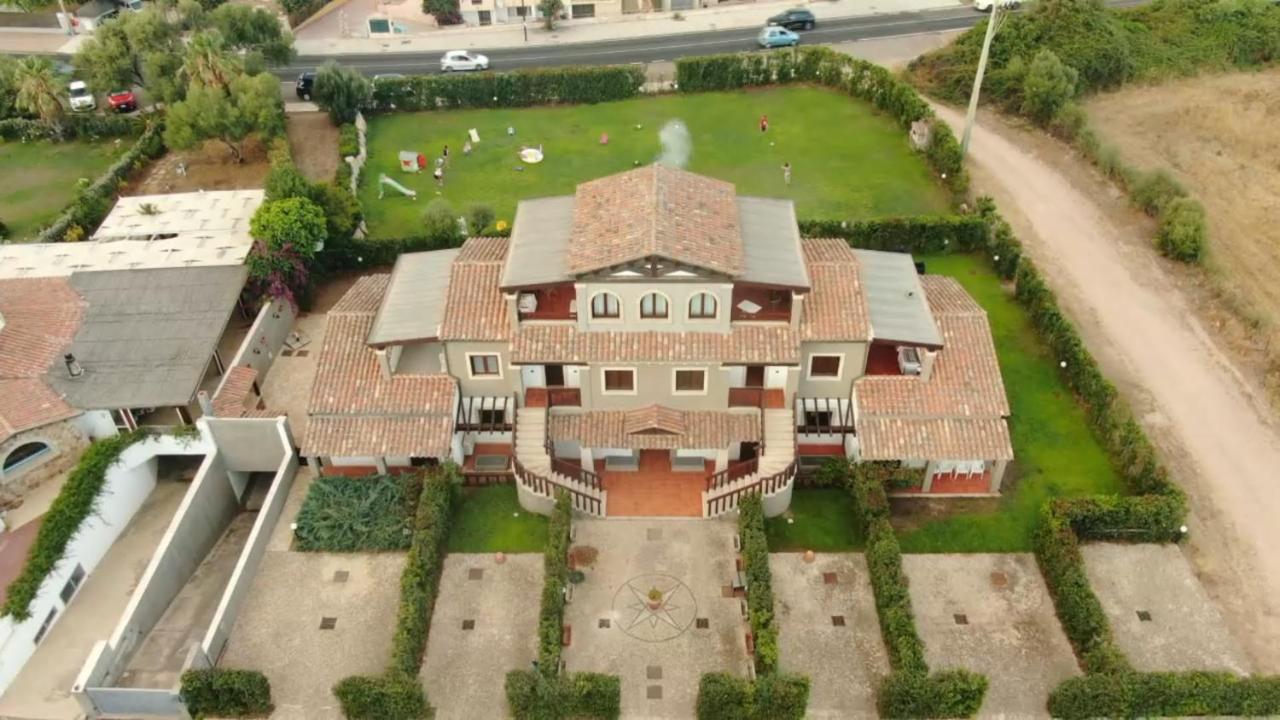 Villa Raffaello Porto San Paolo  Extérieur photo
